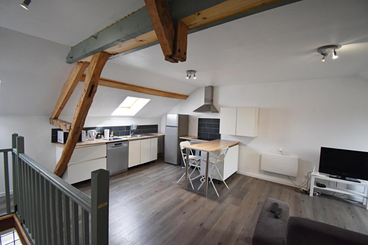 Bel Appartement 2 Chambres Climatise Mont-Notre-Dame Luaran gambar