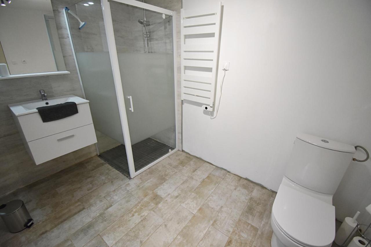 Bel Appartement 2 Chambres Climatise Mont-Notre-Dame Luaran gambar